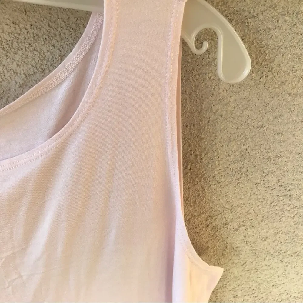 Layers by Lori Goldstein Baby Pink   SzXL Sleevelesss Curved Hem